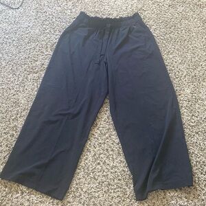 Lightweight wide leg paper bag pants